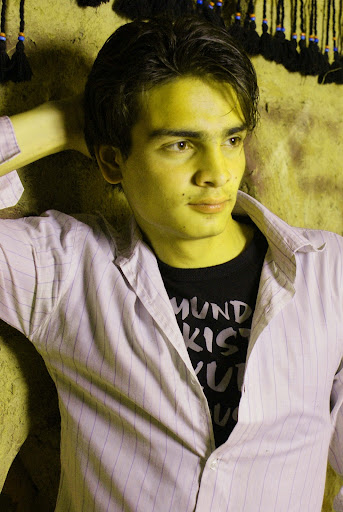 Tahir Abbasi Photo 13