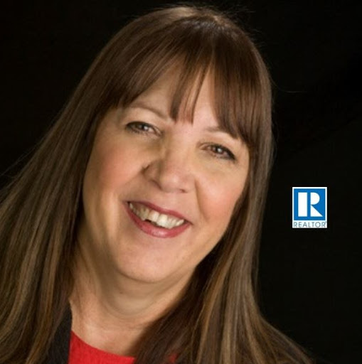 Mary Ellis Photo 35