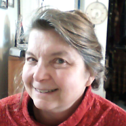 Stephanie Potts Photo 35