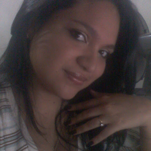 Jessica Velasquez Photo 6