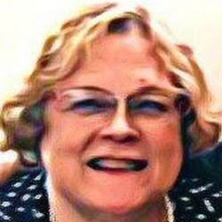 Lisa Nicholas Photo 12