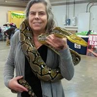 Donna Wolfe Photo 29
