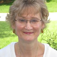 Carolyn Ewing Photo 32