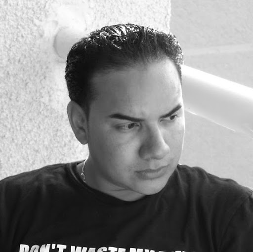 Marco Benitez Photo 36