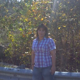 Kimberly Schneider Photo 13