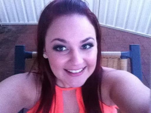 Laura Wray Photo 8