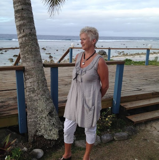 Robyn Green Photo 41