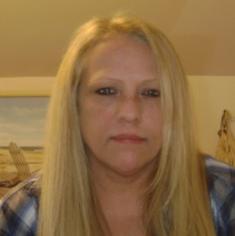 Geri Brown Photo 20