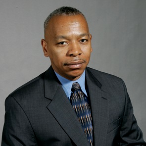 Elwood Robinson Photo 4