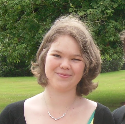 Claire Howell Photo 28