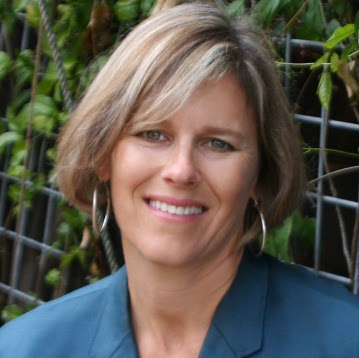 Mary Dooley Photo 39