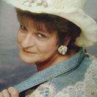 Helen Elliott Photo 10
