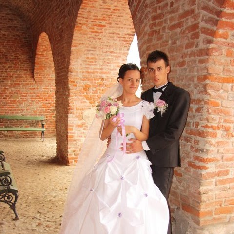 Andrea Lazar Photo 26