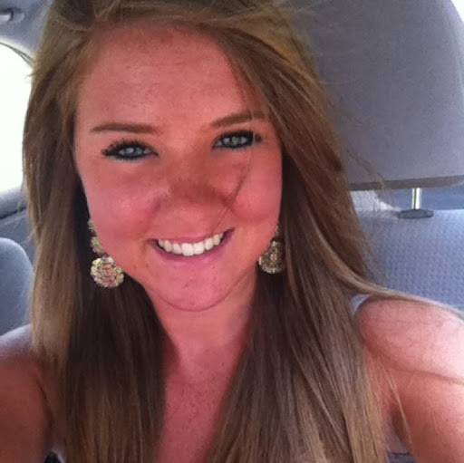 Emily Thurman Photo 26