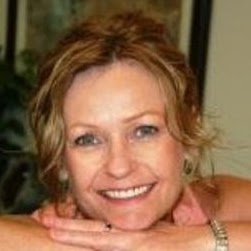 Robyn Corbett Photo 21