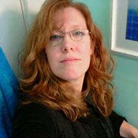 Elizabeth Wolf Photo 37