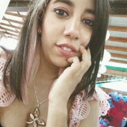 Berenice Castro Photo 32