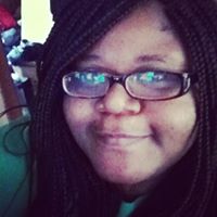 Julia Pritchett Photo 14