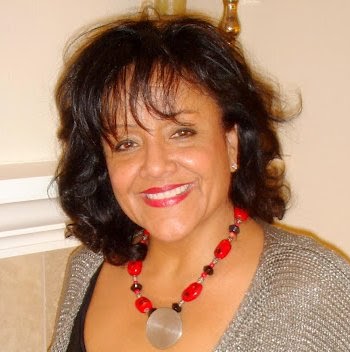 Suzanne Macdonald Photo 29