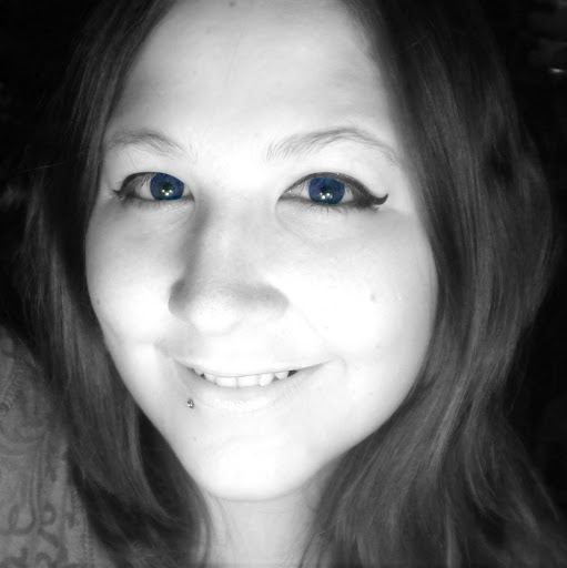 Angela Milligan Photo 13