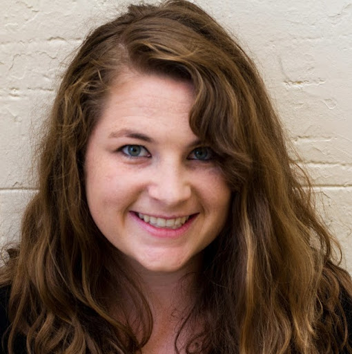 Stephanie Walker Photo 18
