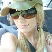 Danielle Rhoades Photo 4