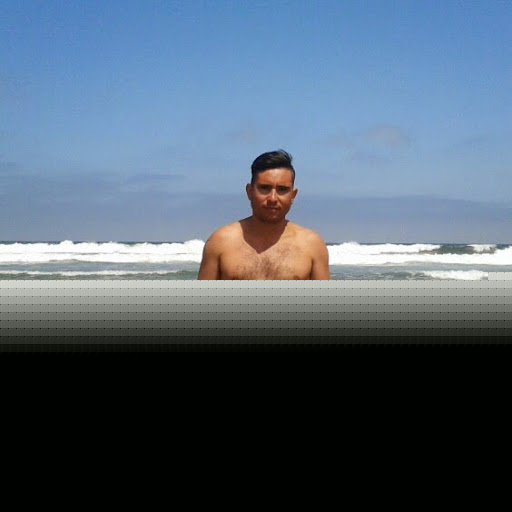 Cristian Robles Photo 4