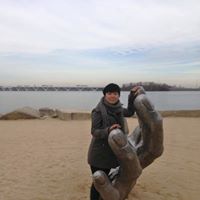 Lucy Li Photo 37