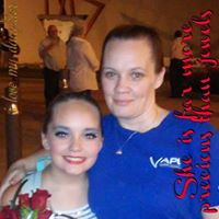 Stacey Schell Photo 9