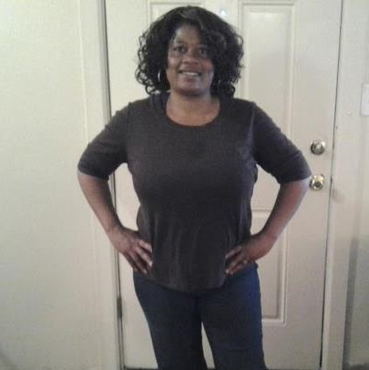 Gina Marshall Photo 35