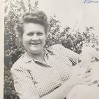 Sylvia Wright Photo 40
