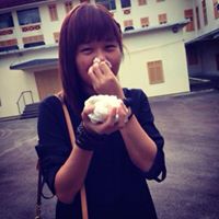 Xin Huang Photo 35