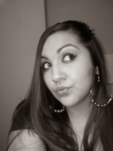 Sarah Arellano Photo 29