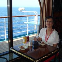 Patricia Webb Photo 25