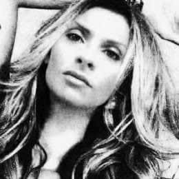 Lucia Garcia Photo 22
