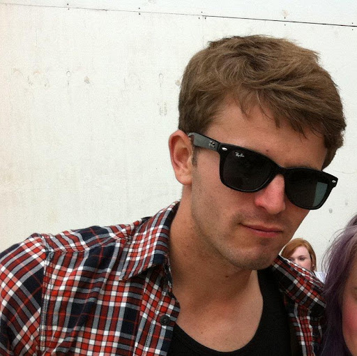 Daniel Sutton Photo 34