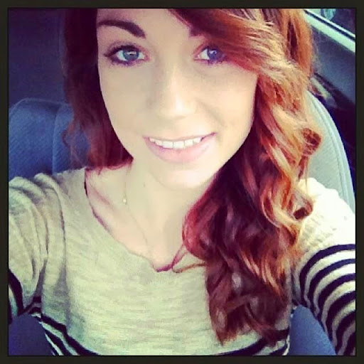 Rebecca Wilcox Photo 31