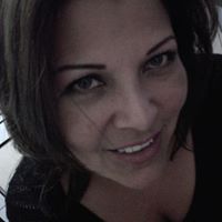 Claudia Gutierrez Photo 46