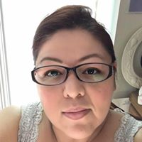 Elizabeth Blum Photo 15