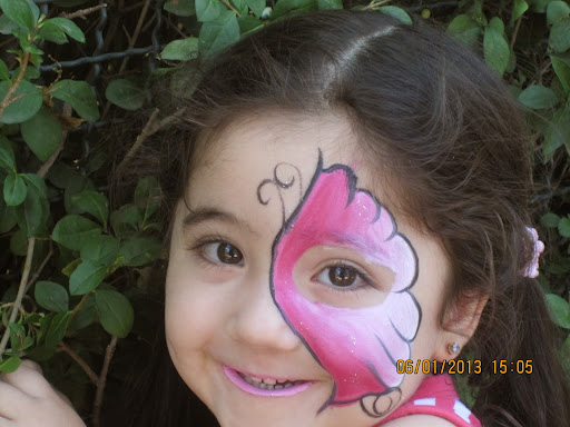 Catherine Garcia Photo 46
