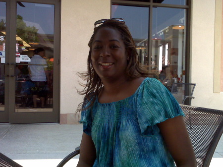Connie Woods Photo 18
