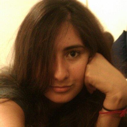 Angela Hernandez Photo 15