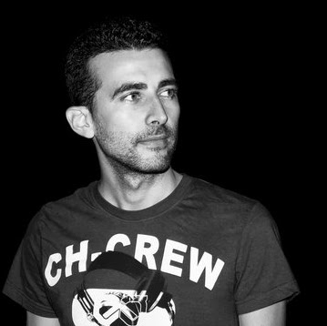 David Santiago Photo 40