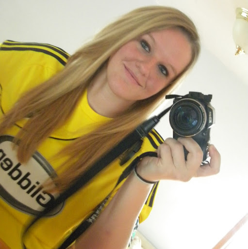 Ashley Phillips Photo 12