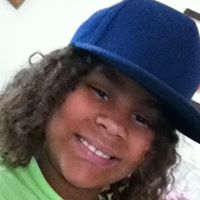 Angelina Thomas Photo 9
