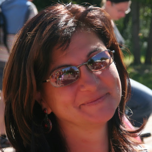 Consuelo Gomez Photo 39