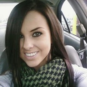 Lizbeth Robles Photo 25