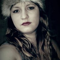 Danielle Howarth Photo 9