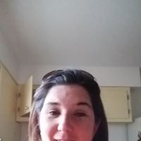 Jennifer Yates Photo 17