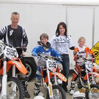 Angie Wagner Photo 28
